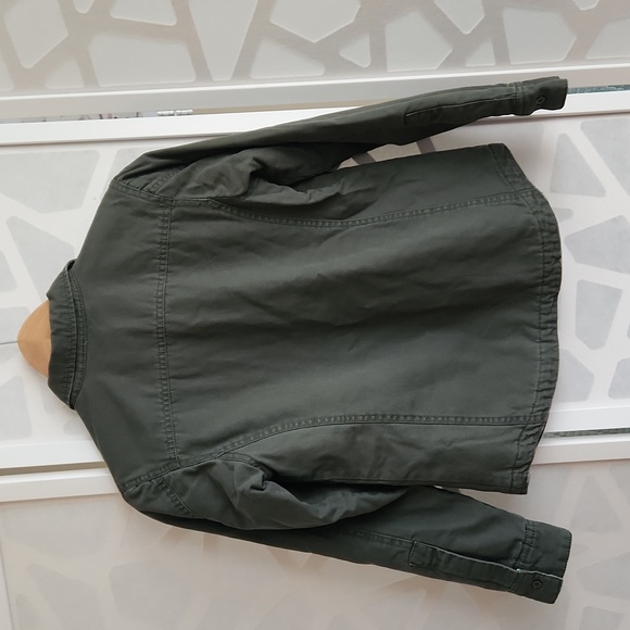 Guess boys jackets,size M(12/14),color green - Picture 6 of 7